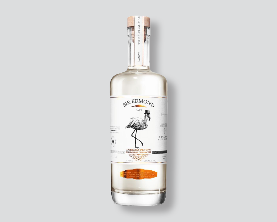 gin sir edmond
gin sir edmond 70cl
gin sir edmond premium
gin artigianale italiano
gin sir edmond bottiglia elegante
gin italiano distillato
gin sir edmond botaniche
gin sir edmond da cocktail
gin italiano di qualità
gin sir edmond packaging