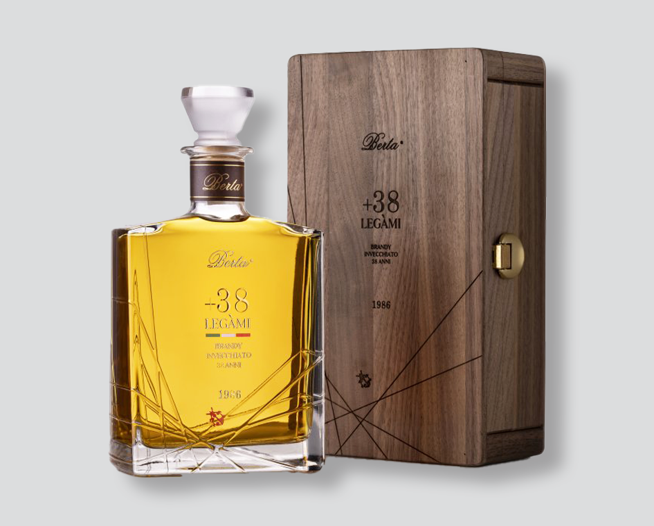 Grappa Berta Legami
Berta +38 +45 +51
grappa artigianale
distillato italiano
bottiglia elegante
grappa da degustazione
liquori Berta
grappa premium
regalo
regalo di natale