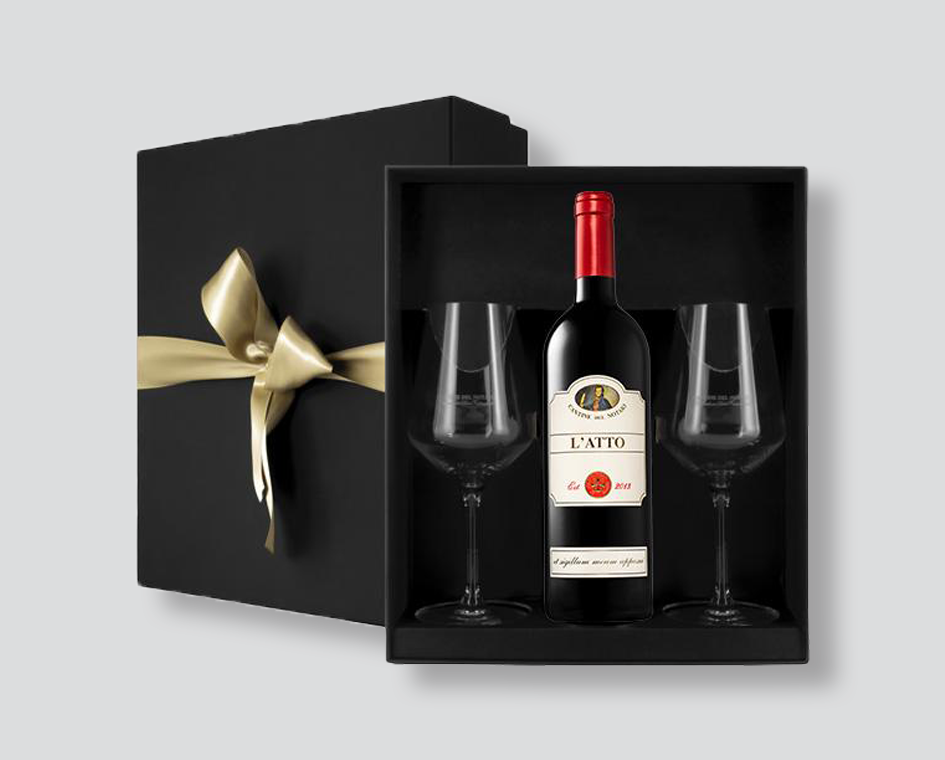 L’Atto Cantine del Notaio
vino Aglianico del Vulture
confezione regalo vino
cofanetto con calici
vino rosso lucano
idea regalo vino
regalo di natale