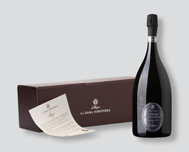Astuccio 
Regalo
Spumante Millesimato
La Dama Forestiera
D'Araprì
Spumante metodo classico
Vino spumante italiano
Vino millesimato
Spumante di qualità
Bollicine italiane
Vino pugliese
Metodo classico Puglia
Formato Magnum
Cantina D'Araprì
Spumante elegante
Vino da aperitivo
Vino da occasione
Spumante artigianale
Spumante da regalo
Spumante rosé (se applicabile)
Vino da collezione
Bollicine da degustazione
Vino spumante esclusivo
Raffinato
Elegante
Avvolgente
Autentico
Unico
Prestigioso
Ricercato