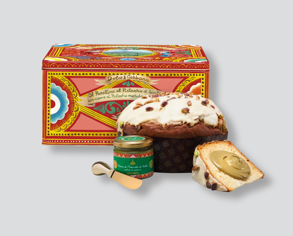 panettone Dolce & Gabbana pistacchio
panettone Fiasconaro pistacchio
panettone con crema al pistacchio
panettone di Sicilia
dolce natalizio gourmet
confezione Dolce & Gabbana
panettone natale